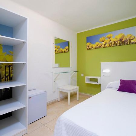 Hostal Costa Blanca Ibiza Exterior foto