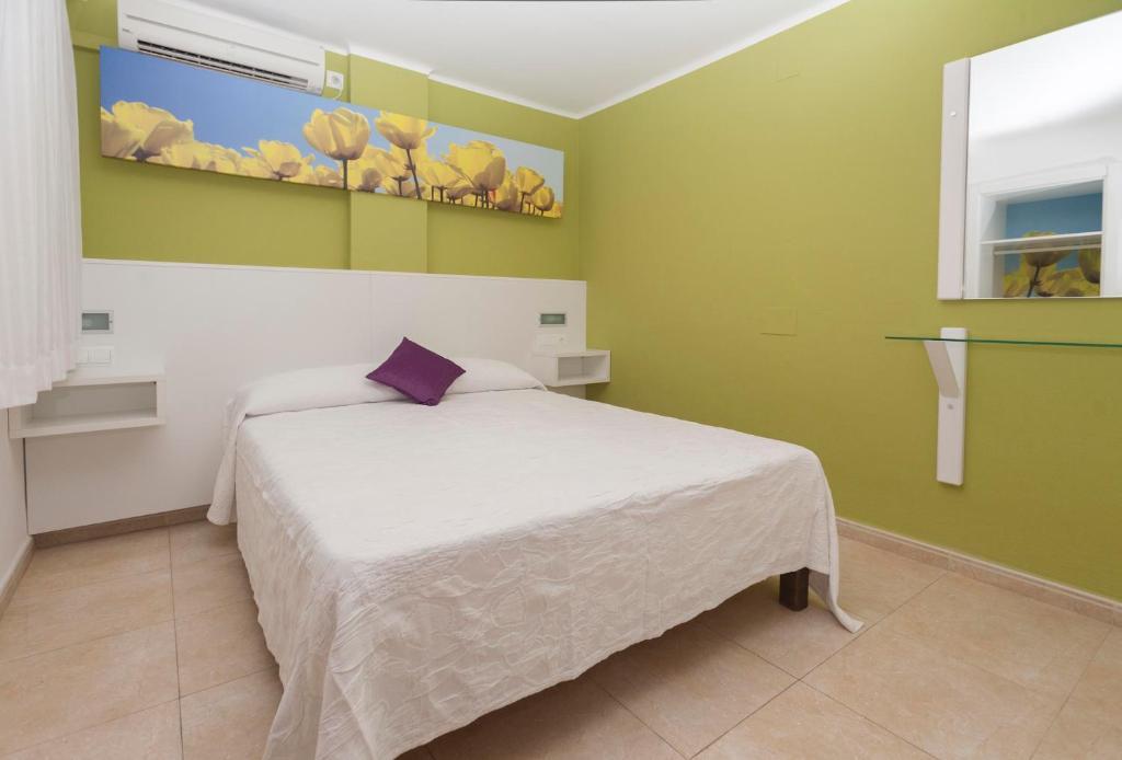 Hostal Costa Blanca Ibiza Exterior foto