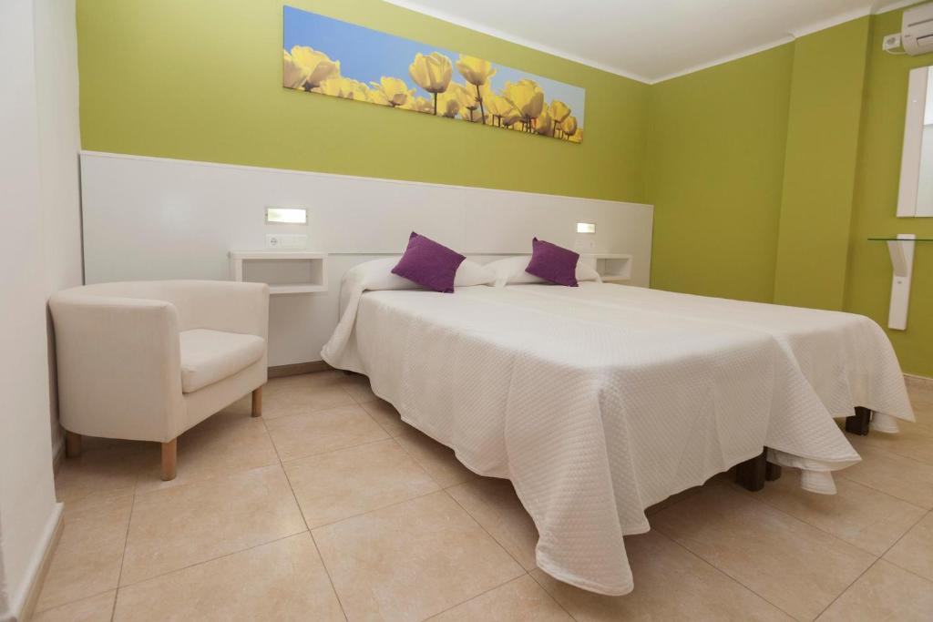 Hostal Costa Blanca Ibiza Exterior foto
